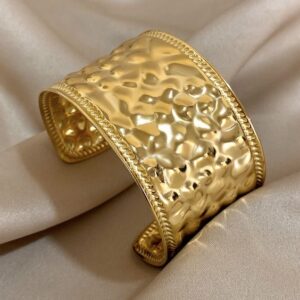 کره مدار طلایی