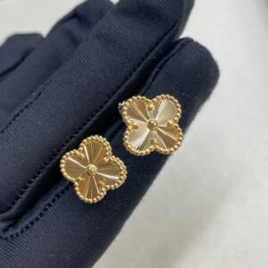 چسپک طلایی ونکلیف