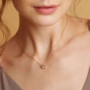 گردنبند تک نگین